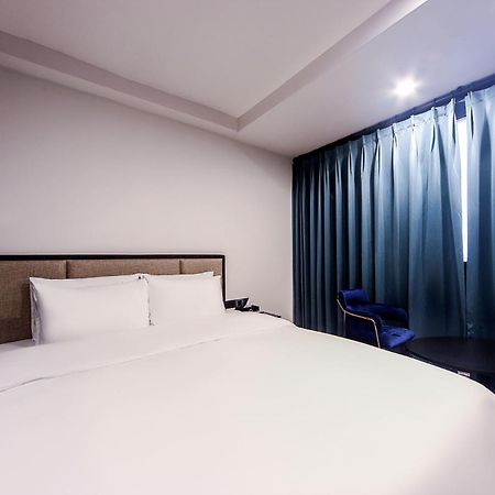 온나 호텔 대연동 부산 Daeyeon Onna Hotel Daeyeon Busan Exteriör bild
